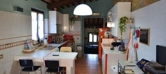 Вилла с 6 комнатами в Кьянни, Италия № 12820 8