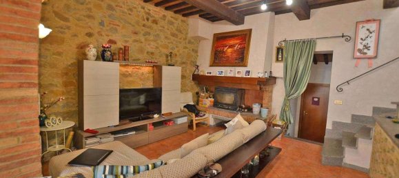 Вилла с 6 комнатами в Кьянни, Италия № 12820 7