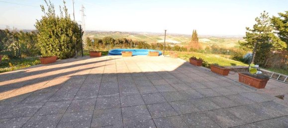 Вилла с 6 комнатами в Кьянни, Италия № 12820 30