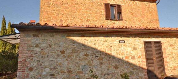 Вилла с 6 комнатами в Кьянни, Италия № 12820 34