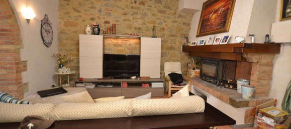 Вилла с 6 комнатами в Кьянни, Италия № 12820 13