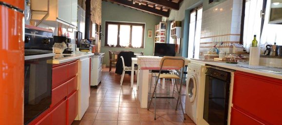 Вилла с 6 комнатами в Кьянни, Италия № 12820 5