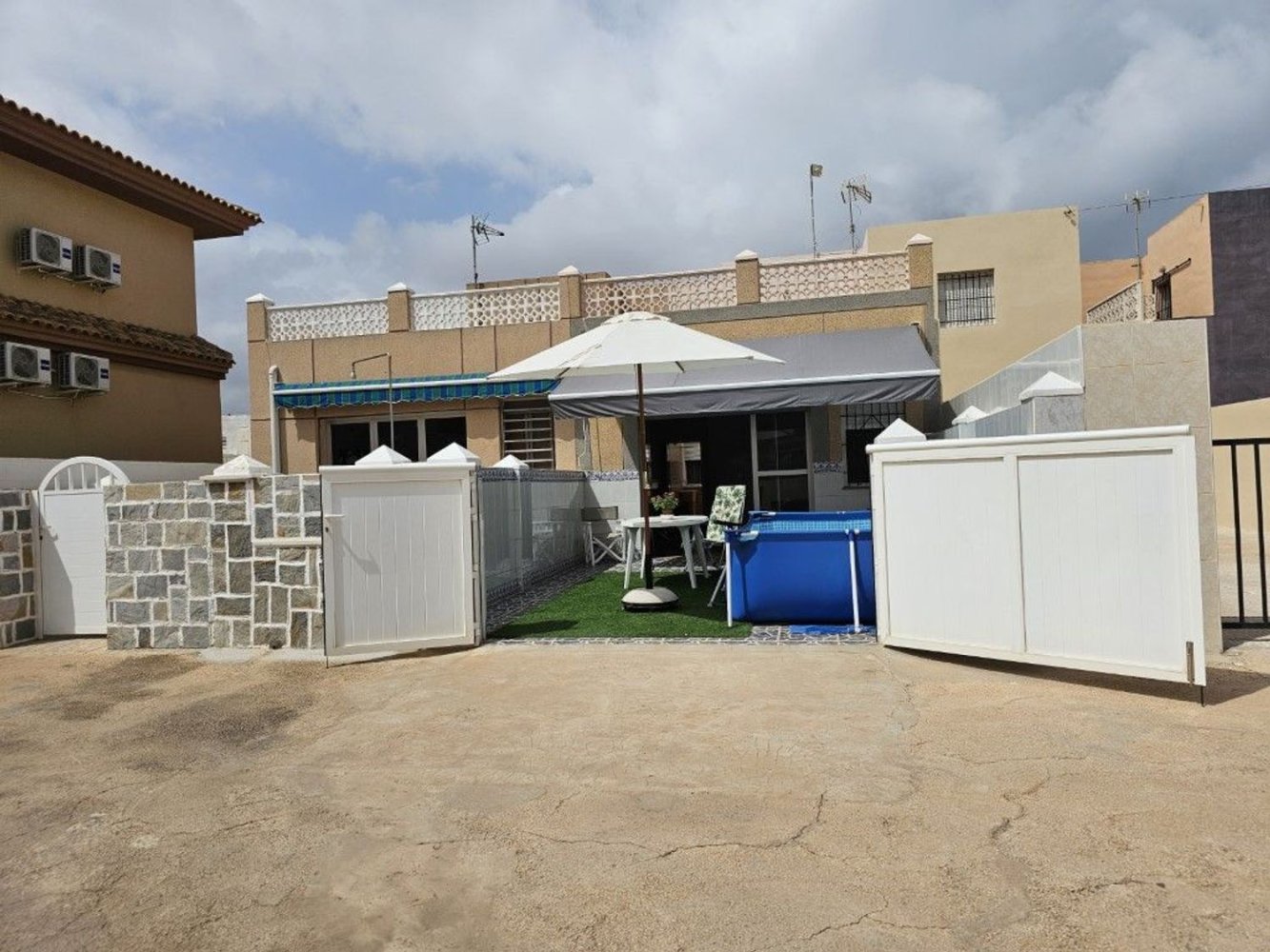 4 Schlafzimmer Doppelhaus in Cartagena, Spain, Nr. 112908