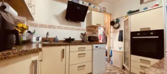 Apartamento de 3 dormitorios en Huelva, Spain No. 182994 2