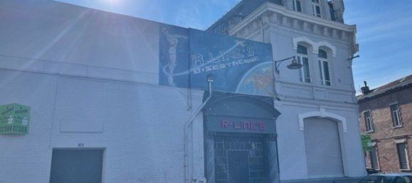 720m² Building in Valenciennes, France No. 89796 4