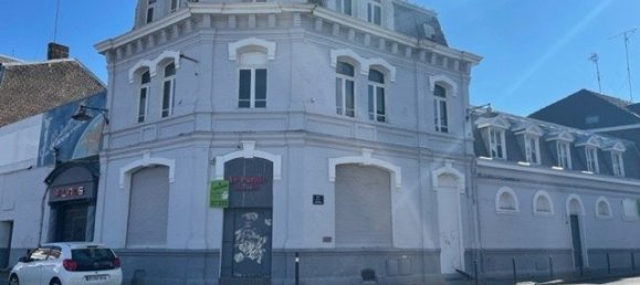 720m² Building in Valenciennes, France No. 89796 3