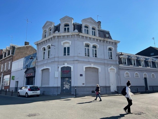 720m² Building in Valenciennes, France No. 89796
