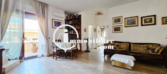 2 bedrooms Apartment in Rome, Italy No. 322637 2