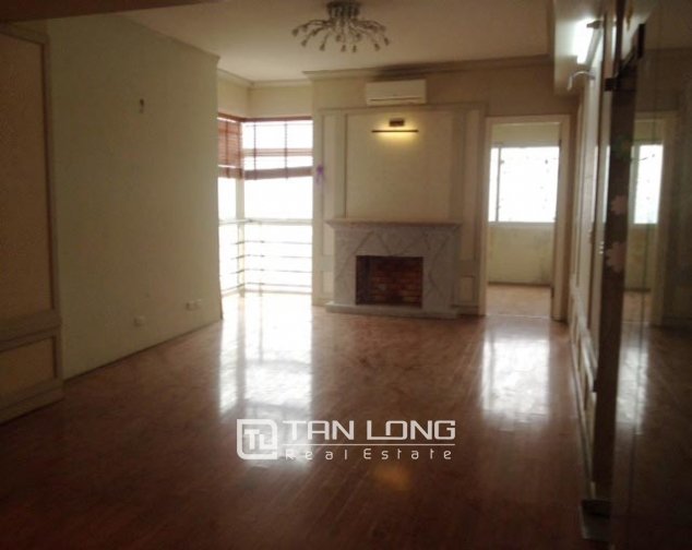 3 bedrooms Apartment in Tay Ho, Vietnam No. 243