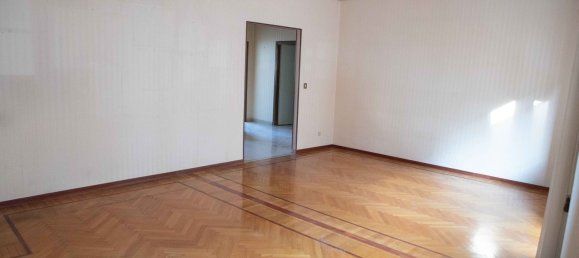 6 rooms Apartment in Rivoli, Italy No. 137168 12