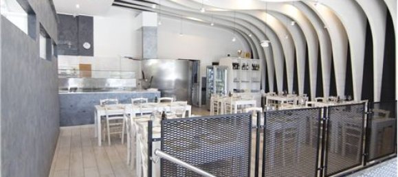 2-salle Propriété commerciale à Bisuschio, Italy No. 279218 3