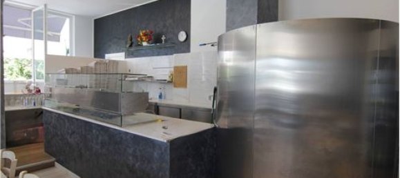 2-salle Propriété commerciale à Bisuschio, Italy No. 279218 11