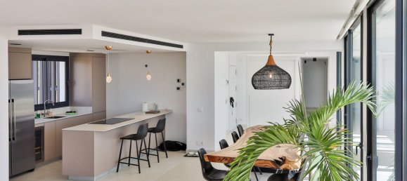 3 bedrooms Penthouse in Fuengirola, Spain No. 145332 8