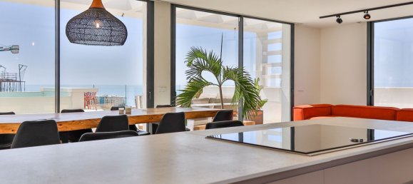 3 bedrooms Penthouse in Fuengirola, Spain No. 145332 9