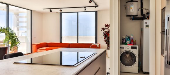 3 bedrooms Penthouse in Fuengirola, Spain No. 145332 15