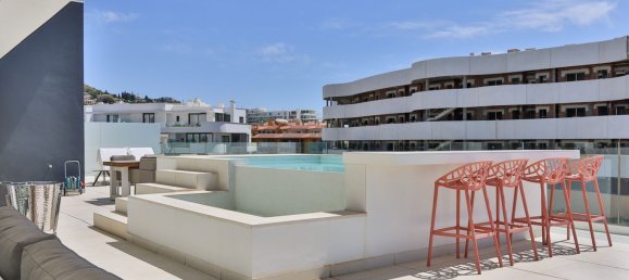 3 bedrooms Penthouse in Fuengirola, Spain No. 145332 5