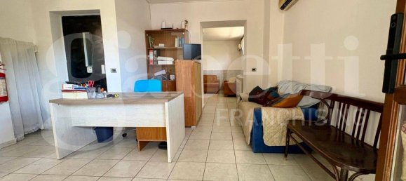 4 rooms House in Sassari, Italy No. 306559 2