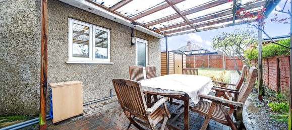 4 bedrooms House in Harrow, United Kingdom No. 12202 13