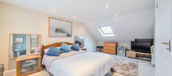 4 bedrooms House in Harrow, United Kingdom No. 12202 27