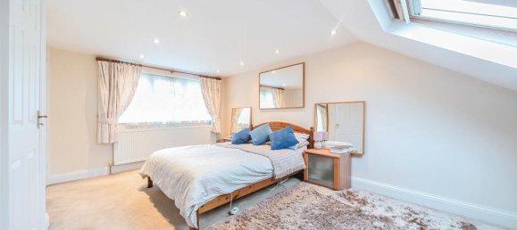 4 bedrooms House in Harrow, United Kingdom No. 12202 25