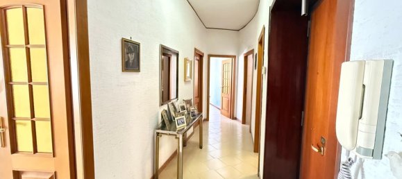 3 Schlafzimmer Wohnung in Rome, Italy, Nr. 335178 14