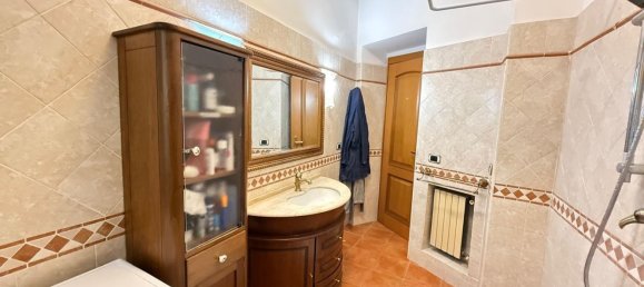 3 Schlafzimmer Wohnung in Rome, Italy, Nr. 335178 31