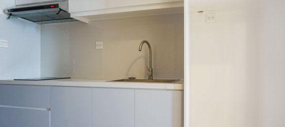 Studio in District 4, Vietnam No. 16009 6