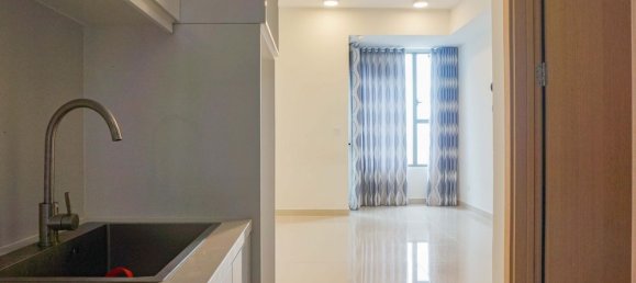 Studio in District 4, Vietnam No. 16009 3