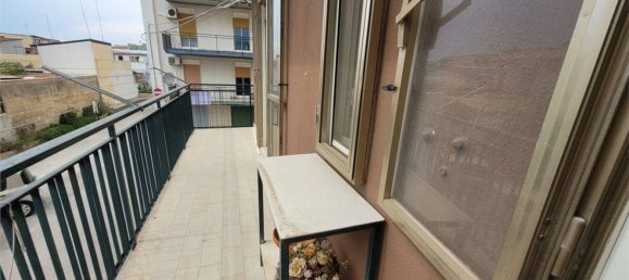 4-Zimmer Wohnung in Syracuse, Italy, Nr. 242937 2