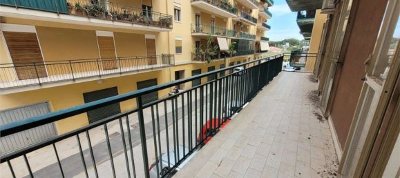 4-Zimmer Wohnung in Syracuse, Italy, Nr. 242937 3