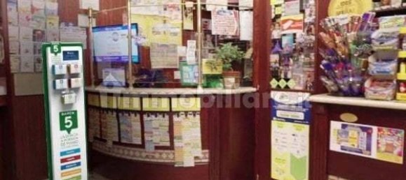 Коммерческая недвижимость с 2 комнатами в Лукка, Италия № 25690 5