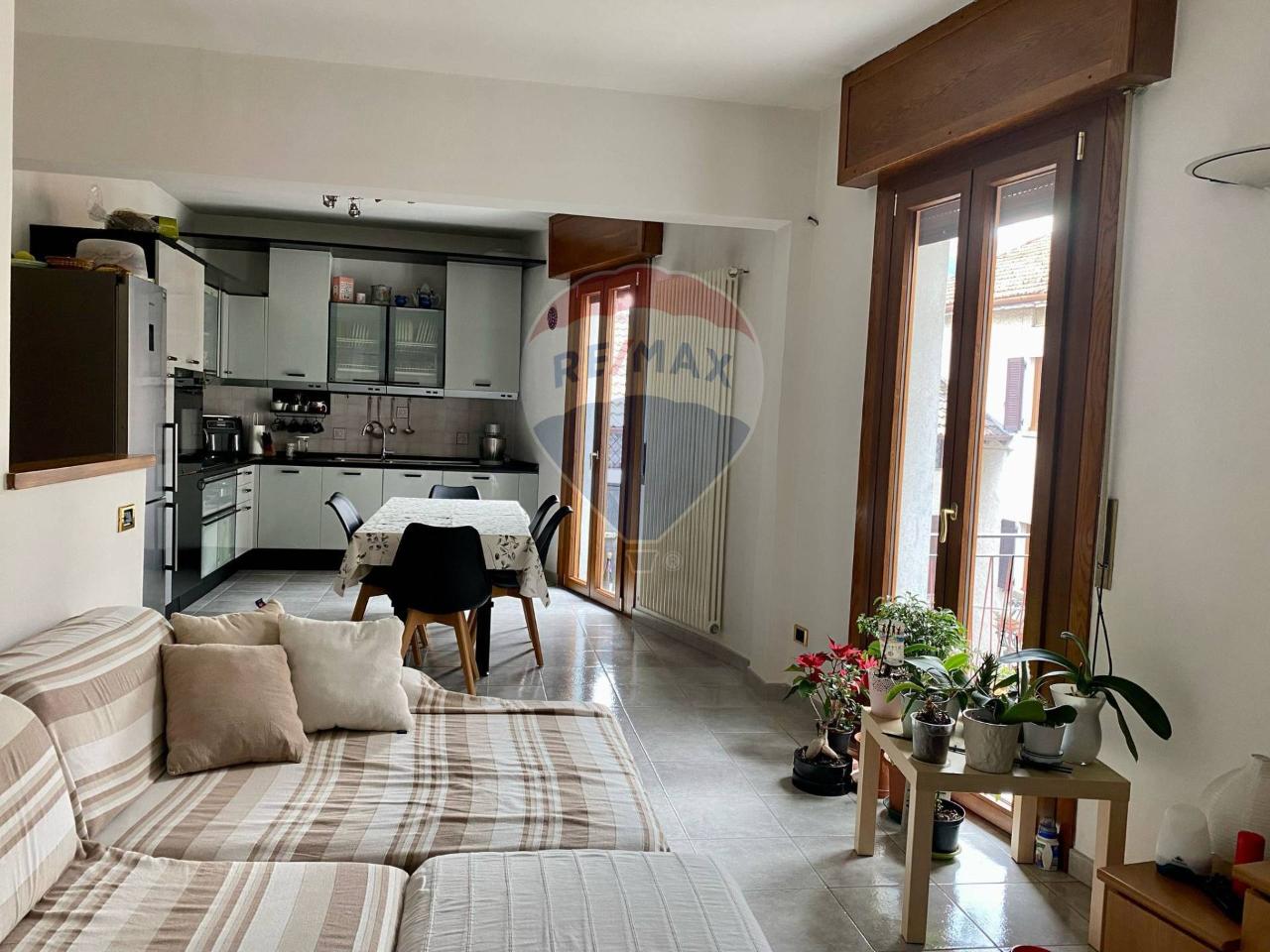 Apartamento de 3 habitaciónes en Centro Valle Intelvi, Italy No. 40867