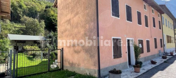3 Schlafzimmer Villa in Valbrenta, Italy, Nr. 78901 2