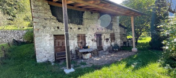 3 Schlafzimmer Villa in Valbrenta, Italy, Nr. 78901 6