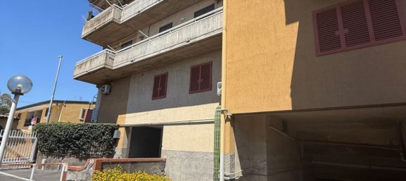 3 rooms Apartment in Catania, Italy No. 276357 7