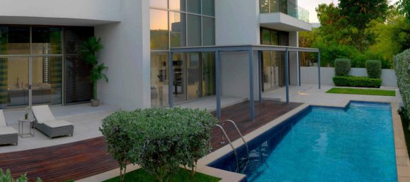 Вилла с 4 спальнями в Джумейра Вилладж Серкл, ОАЭ № 104056 2