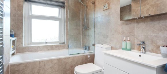 2 Schlafzimmer Haus in Finchley, United Kingdom, Nr. 3629 10