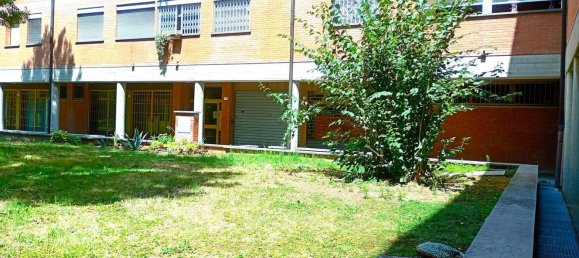 124m² Commercial property in Bologna, Italy No. 281125 9