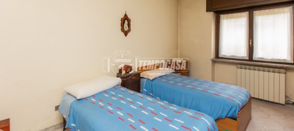 6 rooms House in Oleggio, Italy No. 347096 36