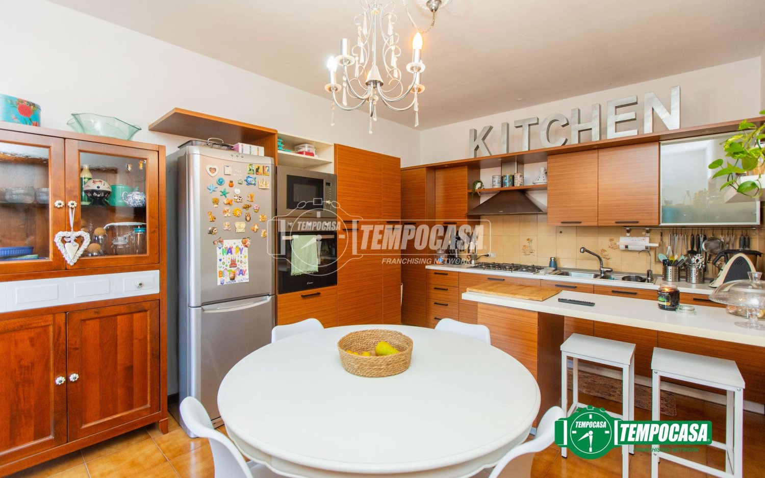 6 rooms House in Oleggio, Italy No. 347096