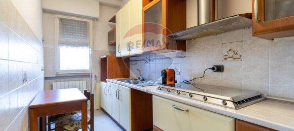 1-salle Propriété commerciale à Lurago d'Erba, Italy No. 58587 9