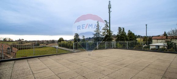 1-salle Propriété commerciale à Lurago d'Erba, Italy No. 58587 15