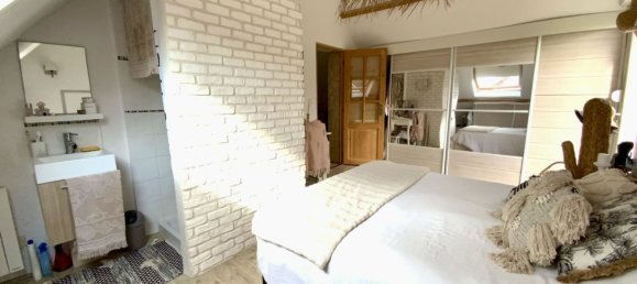 4 Schlafzimmer Haus in Cucq, France, Nr. 245017 22