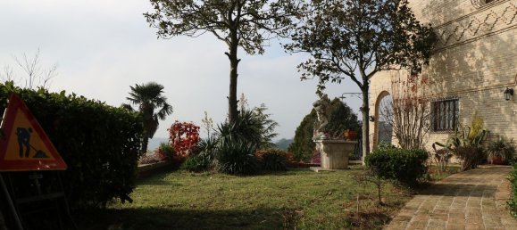 10 rooms Villa in Osimo, Italy No. 4559 30