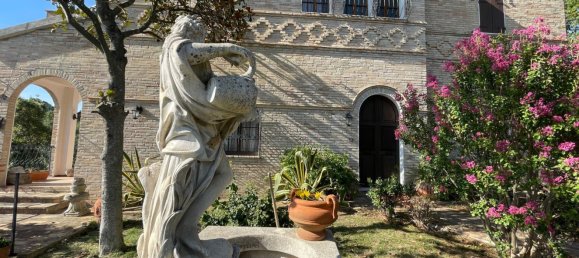 10 rooms Villa in Osimo, Italy No. 4559 9