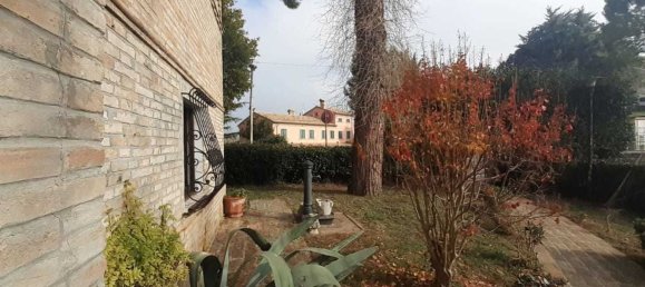 10 rooms Villa in Osimo, Italy No. 4559 12