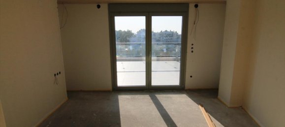 3 bedrooms Apartment in Thessaloniki, Greece No. 1281 9