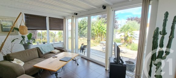 5 bedrooms House in Saint-Sebastien-sur-Loire, France No. 338811 2