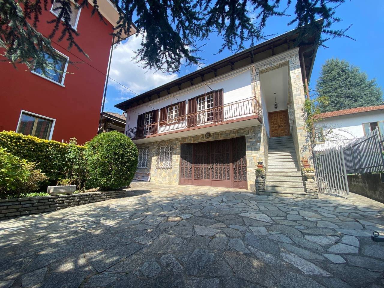 3 bedrooms Villa in Villar Perosa, Italy No. 308821