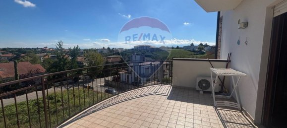 3 Schlafzimmer Wohnung in Ortona, Italy, Nr. 360821 27